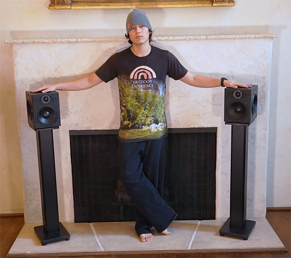 Chesky Audio LC1 Bookshelf Monitor Loudspeaker Review