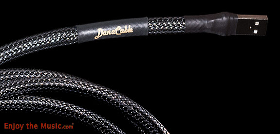 DanaCable USB Cable