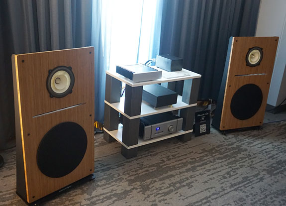AXPONA 2025 High-End Audio Show Report Audio Expo North America 2025 Audiophile Show Coverage