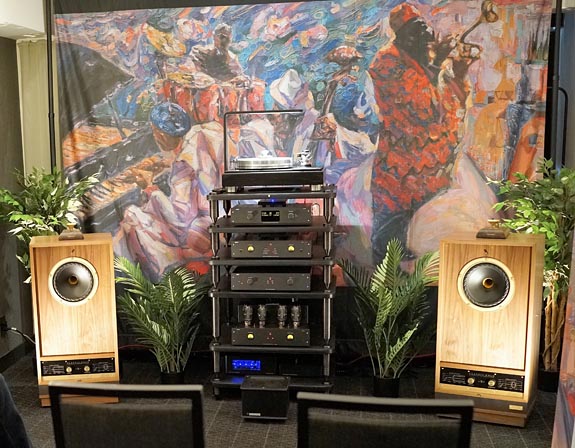 Part 1: Magical Music At The Montreal Audiofest 2025 High-End Audio Show Starting our exploration of great sound at the Montreal show.