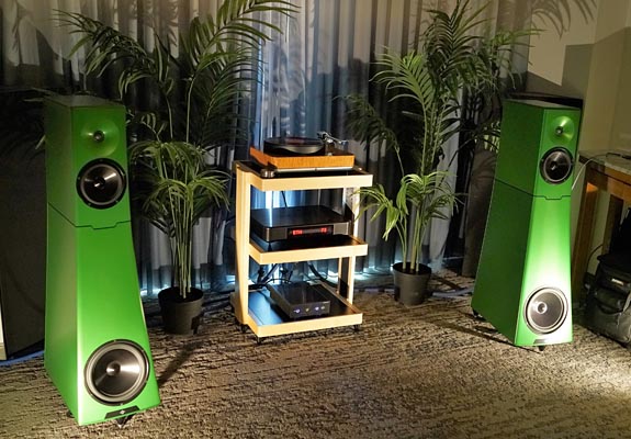 AXPONA 2025: Inside the 4th-Floor Sonic Playground Gear, great grooves, and perhaps some juicy gossip too!