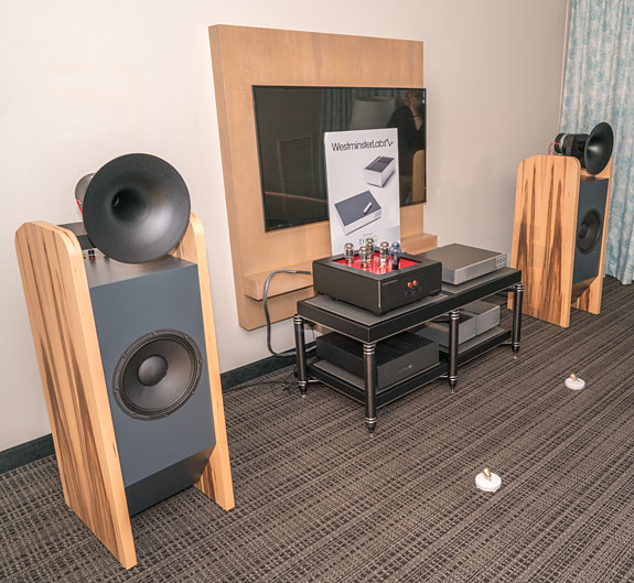 LampizatOr, Tobian Soundsystems, And Westminster Labs @ FLAX 2023 Vacuum tubes plus horns equals glorious music.