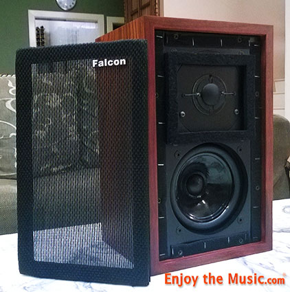 Falcon LS3/5A Classic Small Two-Way Monitor Reborn Review