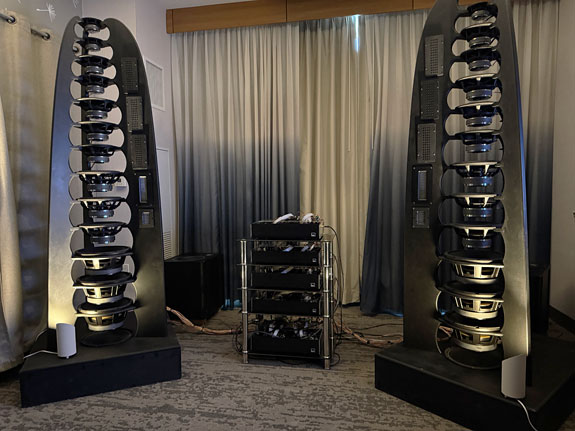 Inside AXPONA 2025: Friday Highlights From The USA's Premier Audio Show Beginning my deep dive into high-end audio gear at AXPONA 2025. 