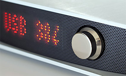 M2Tech Vaughan Digital-To-Analog Converter