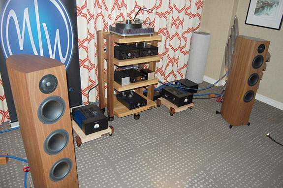 SWAF 25 Show Report Part 2 Plus The Exciting SWAF 2025 Blue Note Award A musical experience that I will never forget. Southwest Audio Fest 2025 Show Report By Paul Schumann