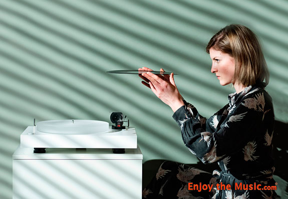 Pro-Ject X2 Vinyl LP Turntable Review