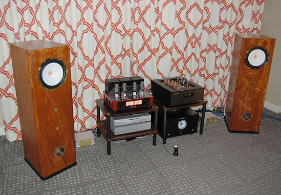 SWAF 2024 Show Coverage Part 2  Featuring Songer Audio, Raven Audio, Avantgarde Acoustic, Ayre Acoustics, LampizatOr, Stromtank, Phasemation, and more! Show Report By Paul Schumann