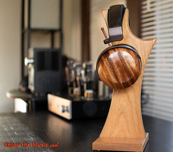 ZMF Verit� Closed Back Over Ear Headphones Review